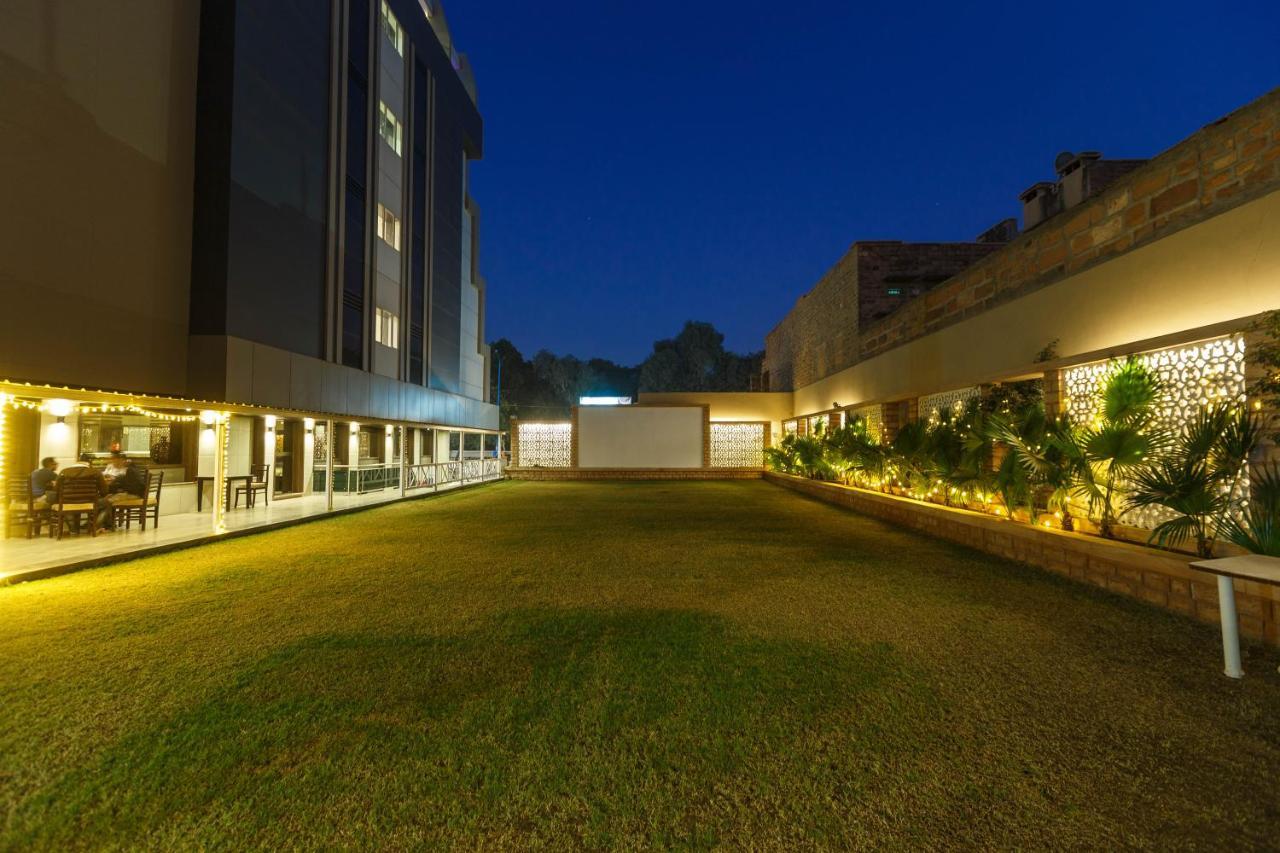 Mango Hotels Jodhpur Jodhpur  Exteriör bild